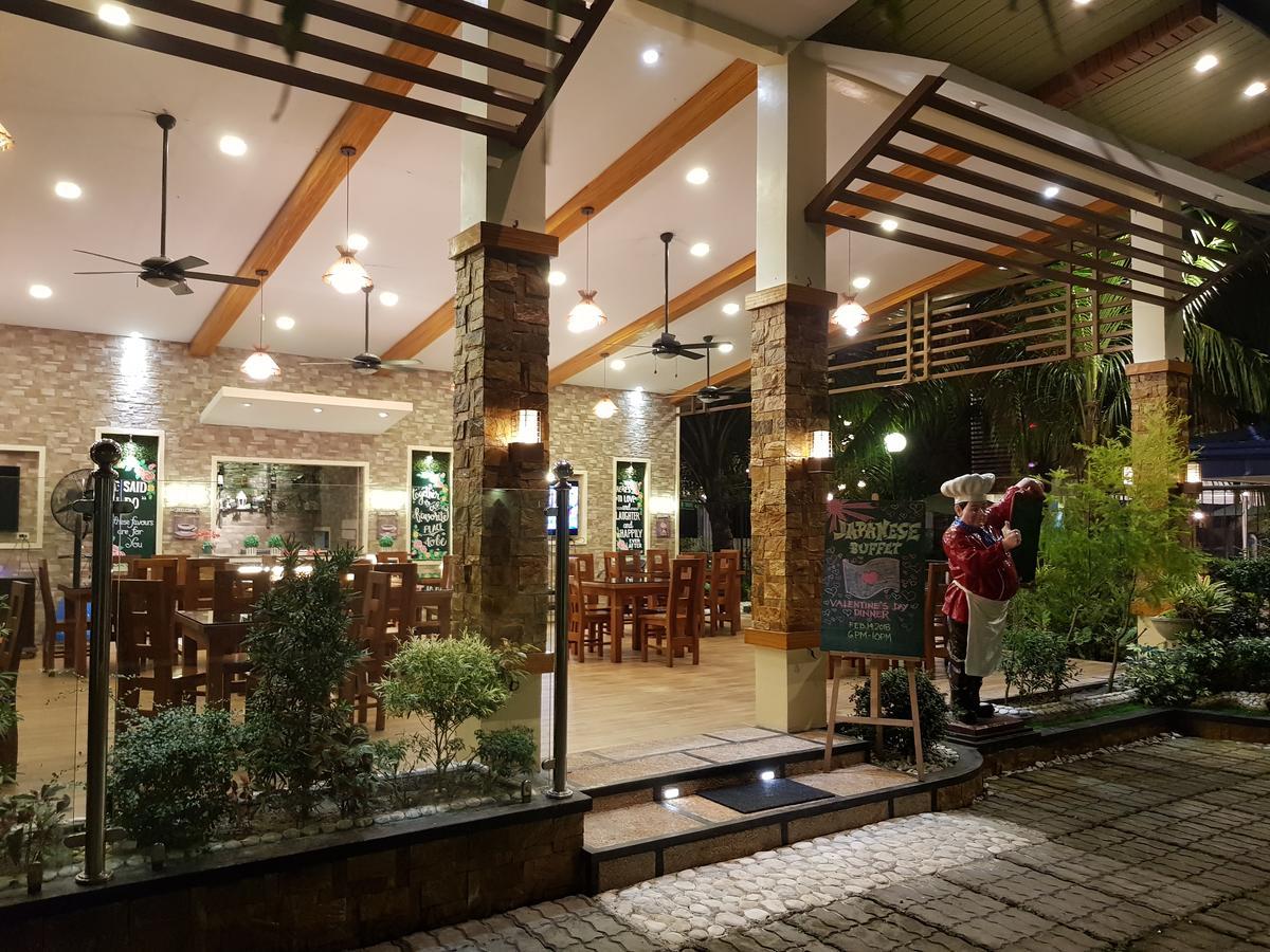 Eduardo'S Resort Calapan Exterior foto